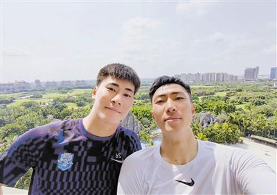 成人18