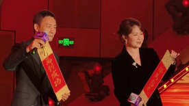 美女露出